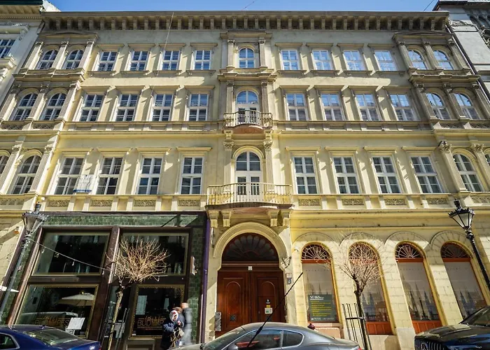 Basilica View Elegant Need Reservation For Free Parking Budapešť