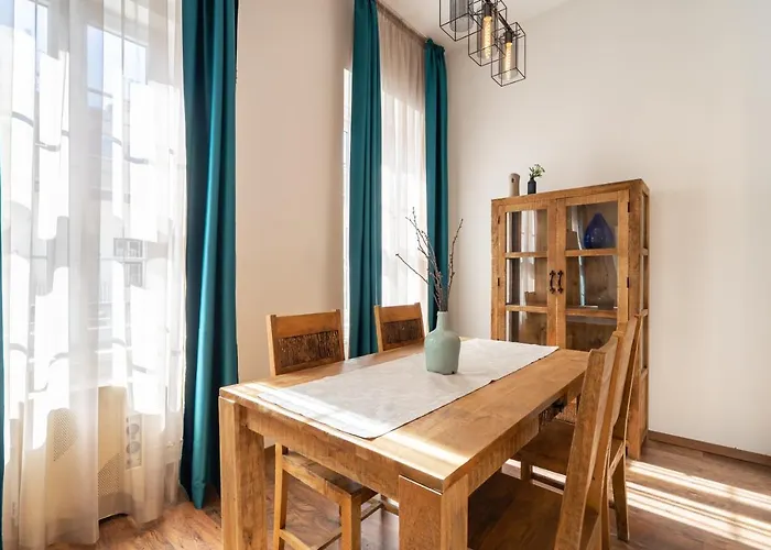 Apartmán Basilica View Elegant Need Reservation For Free Parking *